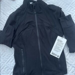 NWT - Define Cropped Jacket Nulu Black
